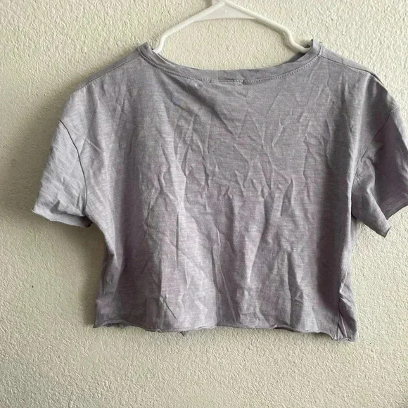 🆕Graphic Crop-top Rock & Roll Rebel Youth M🆕 - Picture 2 of 8